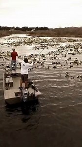 Fishing in the shallows is in full swing! As colder weather pushes fish into warmer, shallow waters, anglers are turning to smaller crafts like kayaks, jon boats, and microskiffs. And when you need compact gear that packs a punch, the Power-Pole Total Boat Control Micro is the answer! Perfect for tight spots and small vessels. No bulky gear, just easy anchoring for your shallow water fishing adventures! https://power-pole.com/micro-learn-more #PowerPoleMicro #ShallowWaterFishing #CompactGear #Ka