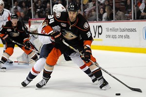 A Look at New Washington Capital Daniel Winnik - The Hockey Writers Latest News, Analysis & More