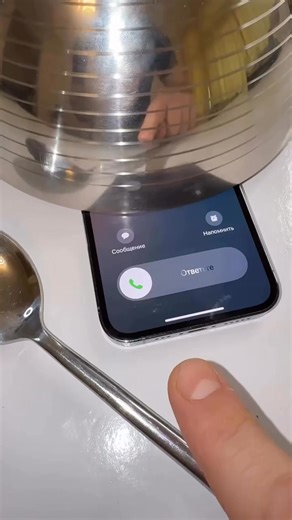 Someone says that this is how he answers calls from scammers 😂😂🤣🤣 #ukemeudoikpeisaac | Ukeme Isaac