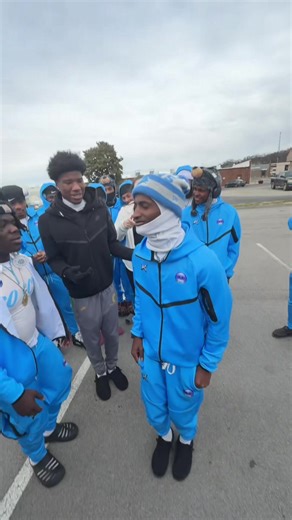 So Icy Boyz 7v7 (@so.icy.boyz.7v7)’s video of cropped nike tech