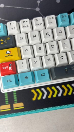 💻🎧 ¡Subí de nivel con el Combo Gamer Perseo! Teclado mecánico retroiluminado, mouse con DPI ajustable, auris con sonido envolvente 🎧 y pad XL antideslizante. Todo lo que necesitás para jugar, streamear y ganar 👾⚡ 📍Conseguí tu set up completo en Rayuela #levelup #combogamer #setupgamer #rayuela #gamers | Rayuela Rio Grande