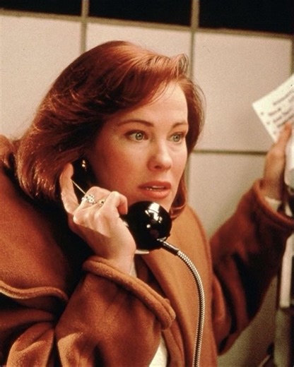 #BREAKING: Remembering the iconic Catherine O’Hara 🖤 #DEAD (1954-2026) #catherineohara 🥲😭 catherine o'hara catherine ohara catherine o hara katherine o'hara catherine o'hara death catherine o'hara dead catherine o'hara died | Behind The Crime News