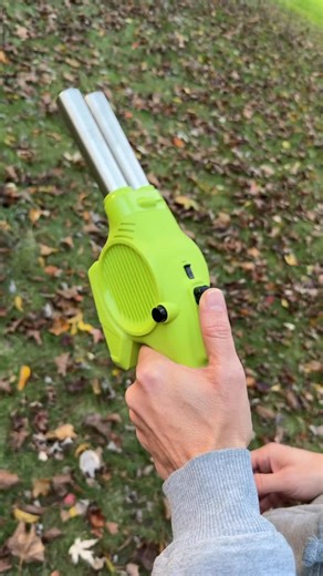 Fall means bonfire season! 👏🏻🔥 The Click2Cook Dual Nozzle & Blower has different levels of flame strength, and the perfect blower to get the party started fast! (Available in BREO BOX PLUS Only) #breobox #subscriptionbox #lifestyle #tech #subscribe #foryou #trending #viralreels #products #homegoods #fall #bonfire #fallvibes | BREO BOX