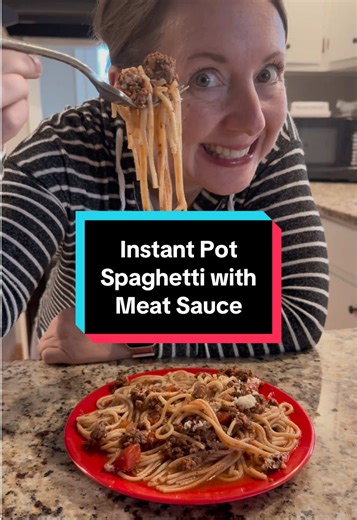This saved dinner tonight 🤍 I didn’t have all day for spaghetti, but I still wanted something cozy and homemade. This Instant Pot spaghetti with meat sauce cooks all in one pot and tastes like it simmered way longer than it did. Instant Pot Spaghetti with Meat Sauce Ingredients 1 1/2 pounds ground beef 3 cloves garlic, minced 1 yellow onion, chopped 24 oz spaghetti sauce 15 oz diced tomatoes, undrained 30 oz beef broth 1 tbsp Italian seasoning 1 tbsp fennel seed 1 tsp brown sugar 1 tsp seasoned