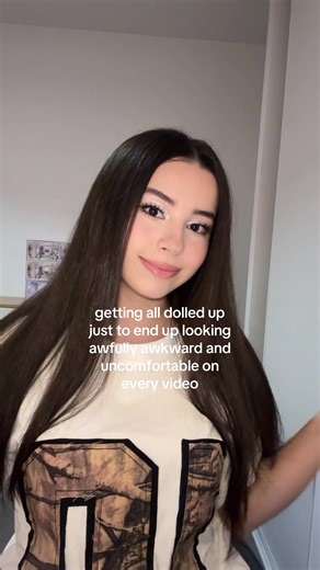 Finding Confidence in Your Videos as a Girl Blogger