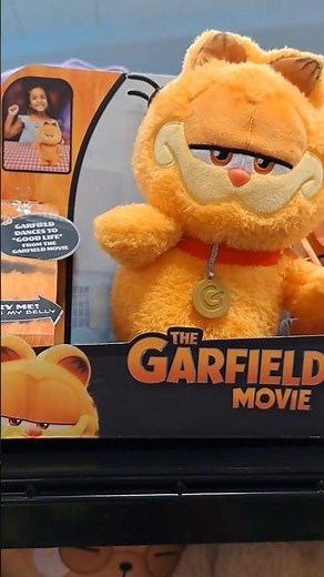 Dancing Garfield! The Garfield Movie New Toys at Go! Store