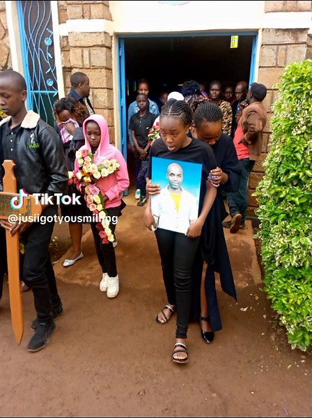 God protect this family 🙏🙏