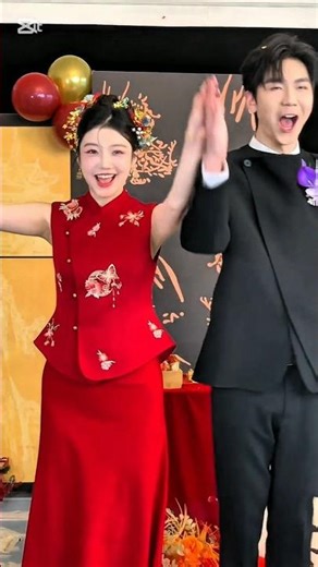 Cute Chinese Wedding Moment 💍 | Funny Bride Carry Scene 😍😂 #wedding #shorts