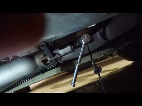 2005 Toyota Echo/Yaris oxygen sensor replacement P0138