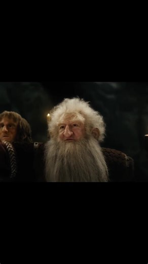 playing around with overlays ✨ I originally wanted to make this a dual-edit with Thorin and Frodo but it ended up with Thorin in the spotlight #thehobbit #thehobbitedit #thorinoakenshield #lotr #lotrtok