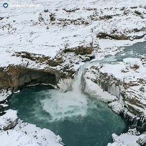 📍 Aldeyjarfoss Waterfall A stunning gem in North Iceland, known for its dramatic basalt columns ✨ | Iurie Belegurschi Photography
