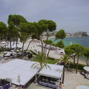 We have wanted to renew the Magaluf area and for this reason we have made a huge investment in its transformation. The finishing touch: our last hotel Calviá Beach The Plaza, which opened on July 5th: http://ow.ly/NI3U30kIM32 *** Hemos querido renovar la zona de Magaluf y por ello hemos realizado una enorme inversión en su transformación. El broche de oro: nuestro último hotel Calviá Beach The Plaza, que abrió sus puertas el pasado 5 de julio: http://ow.ly/NI3U30kIM32 | Meliá Hotels Internationa