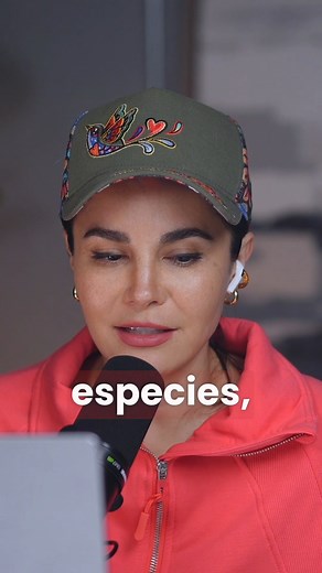 ¿Existen alienígenas con malas intenciones? Escucha este impactante episodio con un invitado súper especial @yohanandiaz , que nos comparte testimonios fidedignos de encuentros alienígenas. Disponible en todas las plataformas. #detodounmucho #alien #ovnis #marthahigareda #yordirosado #yohanandiaz | De Todo Un Mucho