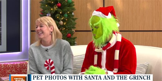 Pet Phots with The Grinch and Santa at Natural Paws Reno