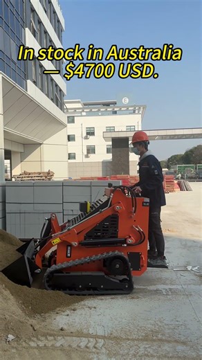 This Mini Loader's Sand Moving Capability is Insane #construction #heavyequipment #shorts