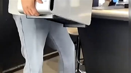 外星人（ALIENWARE）2524HF 24.5英寸电竞显示器，FastIPS屏500Hz高刷，专为职业电竞与高强度游戏打造。30到60字改写如下：