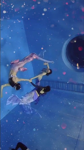 くるくる🌀 #マーメイド #人魚 #人魚姫 #mermaid #創作人魚 #創作マーメイド #マーメイドスイム #水中パフォーマー #マーメイドパフォーマー #マーメイド体験 #フリーダイビング #スキンダイビング #マーメイド撮影