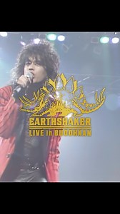 あの興奮が蘇る——ジャパニーズハードロックの金字塔 1986年1月17日、邦楽ハードロックバンドとして初めて日本武道館のステージに立ったEARTHSHAKERの伝説の公演を完全放送！ 一体となって歌い、熱狂するファンの姿と共に、彼らの真骨頂である圧巻のライブパフォーマンスをご堪能ください。「モア」「記憶の中」「ラジオ・マジック」「フュージティヴ」など、彼らの代表曲14曲を余すことなくお届けする90分の特別放送です📺📡 結成から数年でたどり着いた夢の舞台、そこで彼らが見せた圧倒的な演奏力と熱量は、単なるコンサートを超えた歴史的瞬間として今なお色褪せることはありません。 ジャパニーズロックの源流を築いた彼らが残した武道館の熱狂を、ぜひご自宅でお楽しみください。 SPACESHOWER TV EARTHSHAKER『LIVE in BUDOHKAN [1986.1.17]』 🗓️3/27(木)22:00～ #スペシャ #アースシェイカー #EARTHSHAKER | Space Shower TV