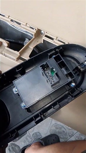 Mobilio Honda kaca power window ga bisa naik turun ini lah penyebabnya !!