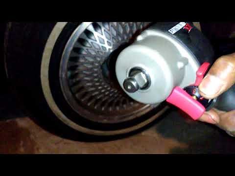 Earthquake XT 1/2" Stubby Impact Wrench(DEMO)