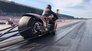 350K views · 4.7K reactions |  New World Record  Marcus just ran 6.0863 seconds breaking the world record for the fastest naturally aspirated bike ever.  401 m @ 360.48 km/h  Previous record: 6.096 s #SpeedysRacing #MarcusChristiansen #WorldRecord #NaturallyAspirated #SuperTwinTopFuel #DragRacing #TierpArena #NoCompressorNoProblem | Speedy's Racing | Facebook