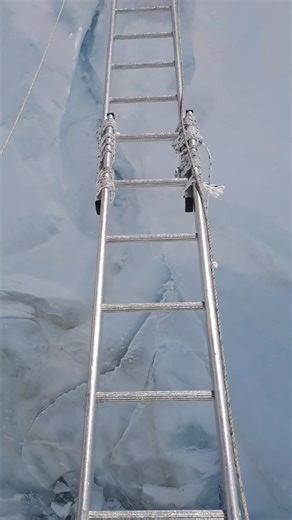 khumbu icefall crossing ladder , everest climbing #khumbuicefallcrossingladder #khumbuicefall #Everest | Trekking In Nepal