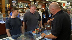 2.7M views · 74K reactions | Anillos de jugadores de la NFL con historia y valor: ¿Rick logrará cerrar el trato?  ¿Te gustó este video? Cuéntanos por qué abajo en comentarios. #ElPrecioDeLaHistoria | HISTORY | Facebook