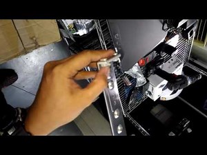 How to install server on a rack 1u