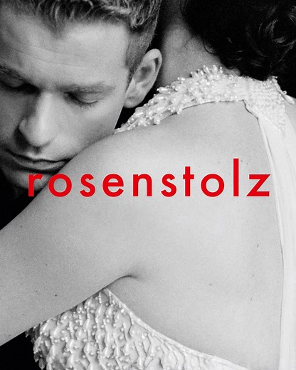 7.2K views · 561 reactions | Hallo ihr Lieben, heute machen wir unsere Platten-Liebhaber glücklich. Unser Album "Lass es Liebe sein - Die schönsten Lieder" wird es ab dem 28. Oktober 2022 auch auf Vinyl geben. Besser gesagt auf drei Vinyls und diese in der Farbe der Liebe - nämlich in Rot. Hier könnt ihr bereits vorbestellen: ▶ https://umg.lnk.to/LassEsLiebeSein_ Lasst es Liebe sein eure AnNa R. & euer Peter | Rosenstolz | Facebook