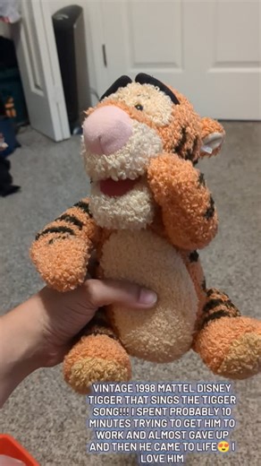 Furby Queen on Instagram: "Vintage Mattel 1998 Disney Winnie the Pooh Tigger singing his song The Wonderful Thing About Tiggers I had been trying for like 10 minutes to get him to work and all of sudden he came to life when I was close to giving up!! He's so cute and nostalgic and I love Tigger more now that I'm older殺 #tigger #mattel #tiggertoy #winniethepooh #toy #electronic #plush #jointedplush #90s #nostalgia #vintage #thewonderfulthingabouttiggers"