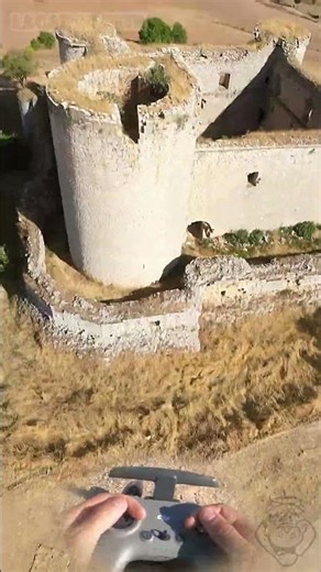 Vuelo #fpv en #castillo de Pioz 🕹️🚁 #dronefpv #nazgul