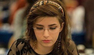 Iranian Chess Player Joins US After Her Ban Over Hijab