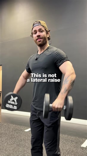 This is NOT a lateral raise and doing the like this won’t ever get you toned ✨defined✨ shoulders #builtbydawson