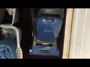 Royal Pro Series Upright Vacuum (like Hoover Tempo)