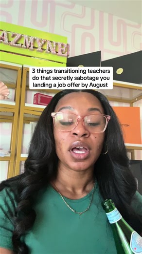 Teache girlies, What’s holding you back from leaving? #teacherburnout #howtoleaveteaching #edtechteachers #transitionedteacher #careercoach