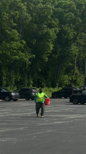 Yardwork Tips for Faster, Cleaner Outdoor Cleanup