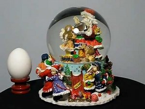 X'mas (crystal ball) music box series