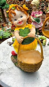 Sabías que hacer arreglos o decoraciones con Suculentas puede ser relajante #relax #meditation #arreglosflorales #arreglos #decoracion #decoracionconsuculentas #DIY #diyprojects #suculenta #suculentas #gardening #plantas #jardin #succulents | Manos en la Tierra