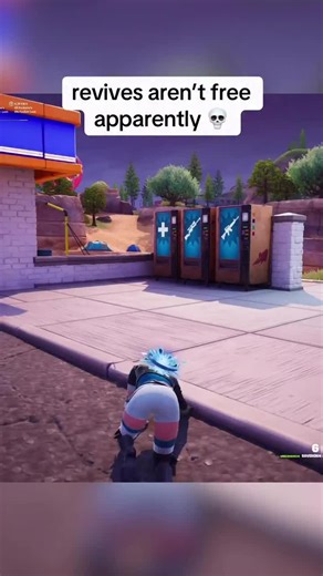 😪 luckily i got my cheeks clapped near the vending machine 😬#fyp #fortnite #gamers #fortniteclips #lunasnow