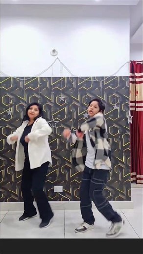 Ladka tera deewana ✨️l TRENDING l #viraldance #dance #trendingshorts #dancecreze#ytshorts@akshat8702
