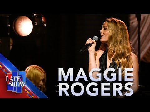 “One For My Baby (And One More For The Road)” - Maggie Rogers (LIVE on The Late Show)