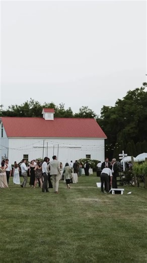 Can you say #weddingvibe perfection?! This gorgeous #vineyardwedding ✅ all the boxes! Under a sprawling #sailclothtent in picturesque #capemay ✨✨✨#tentedwedding #weddingvibes #weddingtok #weddingday #collectiveeventgroup #weddinginspo #capemaywedding #capemaynj #njwedding