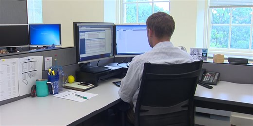 Vermont state employees slowly make return to in-person work