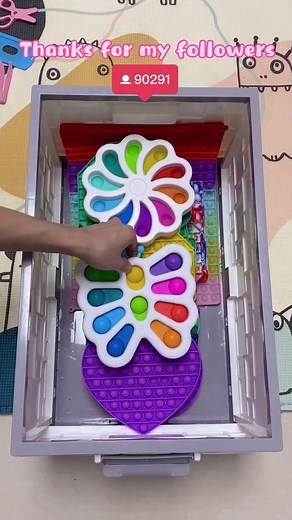 fidget toys on TikTok