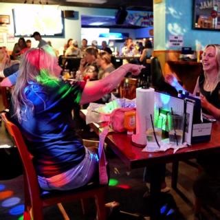 2.1K views | Your secret weapon for trivia night is here! Our FREE Trivia Answer is waiting for you in this week’s video — but you’ll need to watch all the way to the end to grab it. We believe in you! 朗  Know the answer? Show it off! Find your next trivia event here: https://trivianation.com/find-a-show/ #trivianight #livetrivia #trivianation #freetoplay #freeanswer | Trivia Nation | Facebook