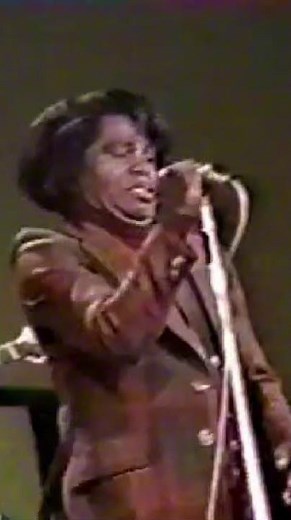 James Brown - "Say It Loud, I'm Black and I'm Proud" on Soul Train LIVE in 1973