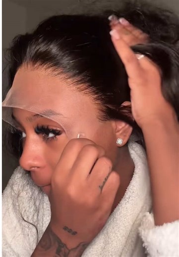 Crimp the hair 😘💕#creatorsearchinsights #pizazzwig #lacefrontwig #fyp #tiktokshop #wig #beautytok #pizazzhair