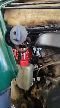 Polaris xplorer 400 4x4 fout wheeler brakes do not work.