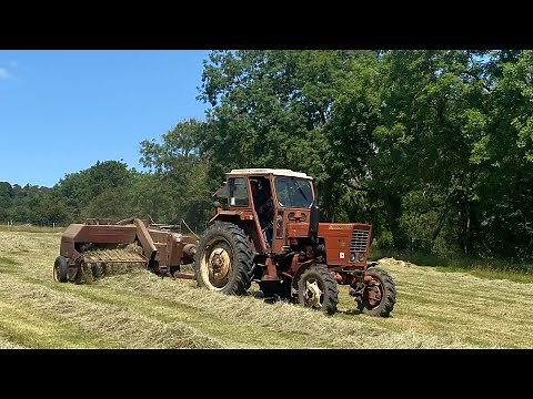 HAY MAKING pt 3- Massey Ferguson 20 baler in action , MTZ 52 SUPER - DALE FARM classic tractors!