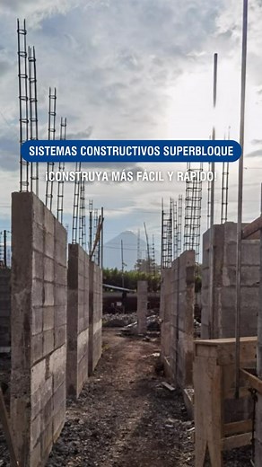 Somos sistemas de mamposteria integral compuesto de bloques de concreto y acero listo para intalar, NO somos un sistema prefabricado. Nuestro sistema funciona como construir con el bloque tradicional, pero con las siguientes ventajas: ✅ Bloques modulares, lo cual hace que su colocación sea más fácil. ✅ Todas las armaduras del proyecto van pre armadas, esto acelera la construcción de la obra gris. ✅ Nuestro sistema permite ahorrar en: Arena, cemento, piedra y formaleta vs el bloque tradicional. C